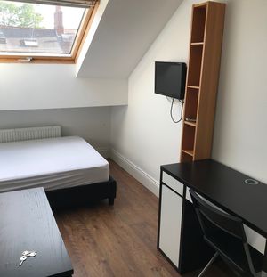 Photo 6- click for photo gallery